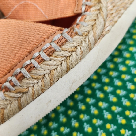 Vince Camuto Wedge Sandals - Picture 8 of 8